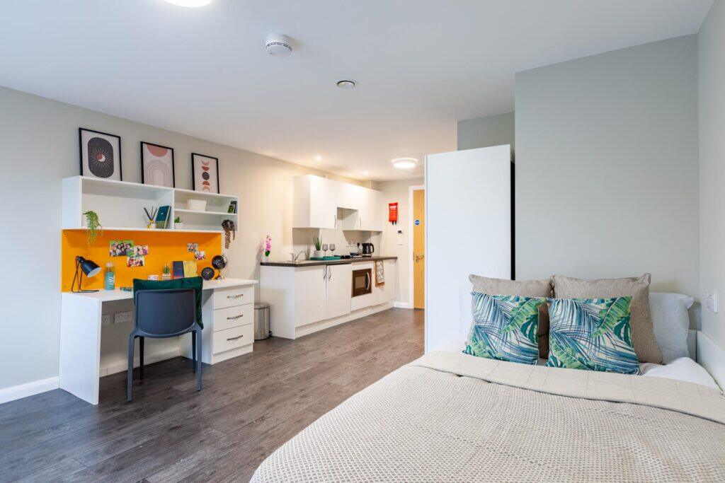 uhomes.com | Student Accommodation, Housing, Flats, Apartments for Rent