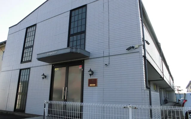 レオパレスシャルム 0