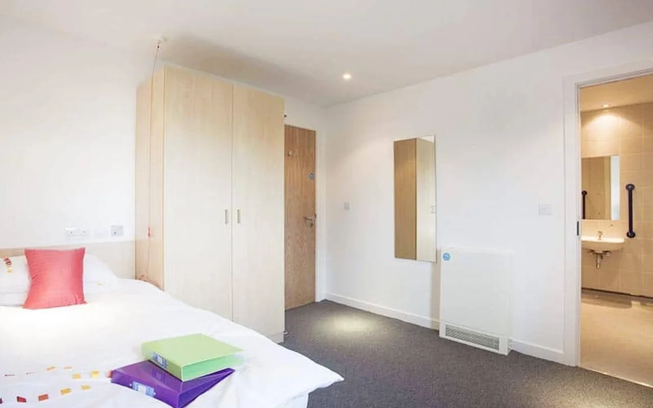 Edinburgh College Residence 15