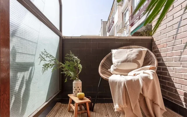 Zillah - 2 bedrooms in Azca 2