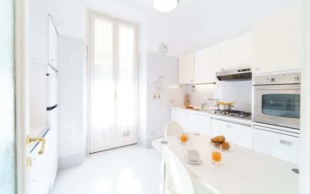 Appartamento in Viale Romagna, Milano di 123 m² con 2 camere 1