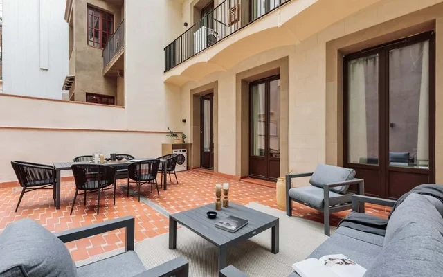Capaccio - 2 bedrooms and terrace in Ciutat Vella 2