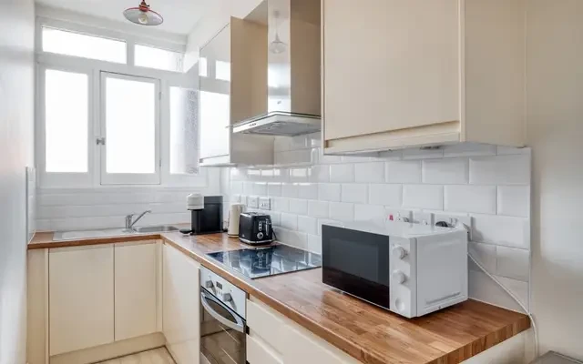 Grove End Road 12947# 4