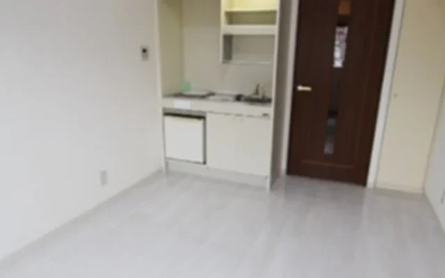 Residence Sangenjaya Square 3
