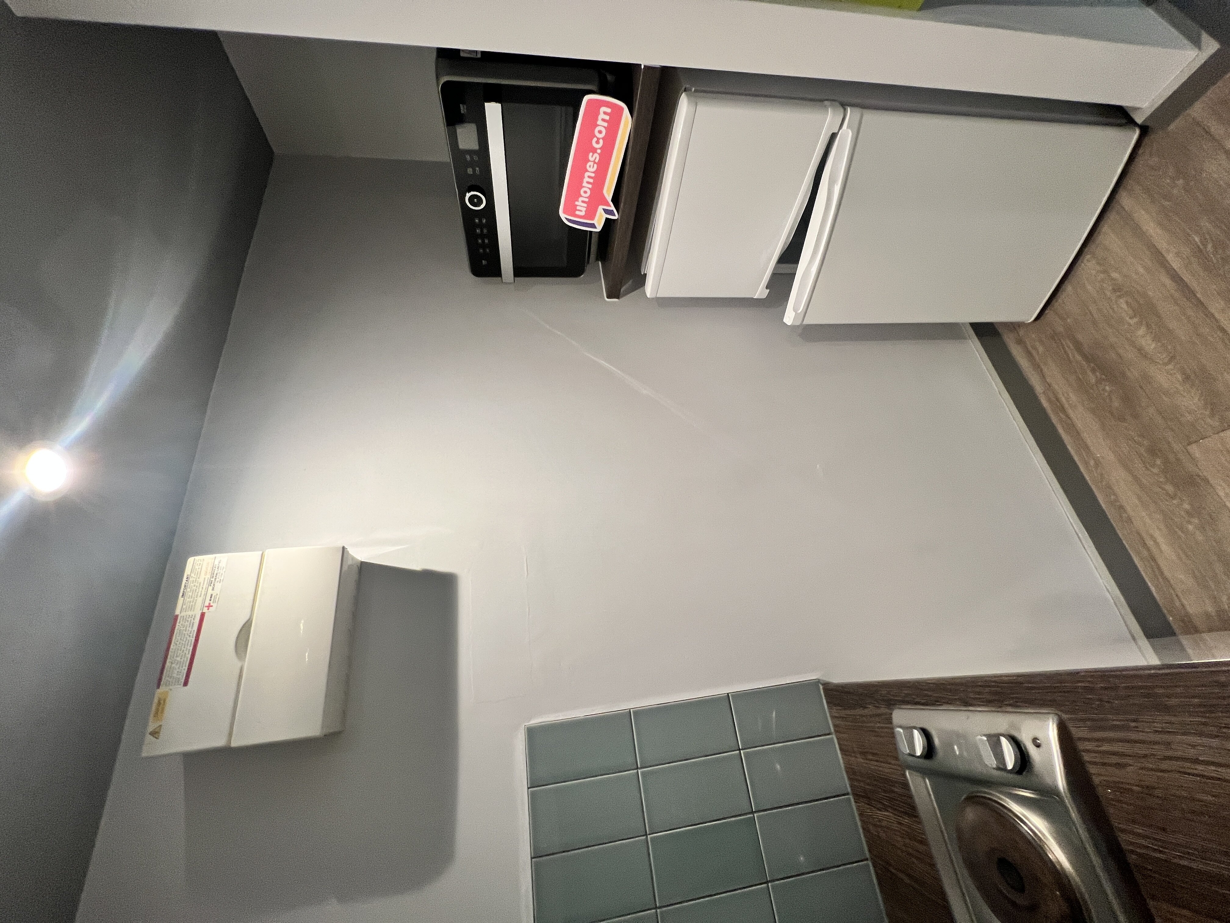 Executive Studio 1-8