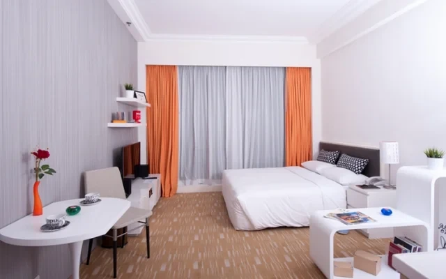 KORNHILL APARTMENTS 4