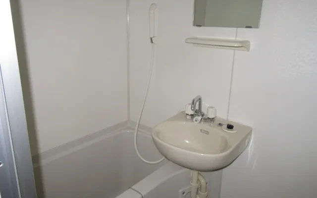 レオパレス小川 3