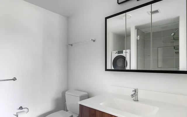 425 Massachusetts Ave 1