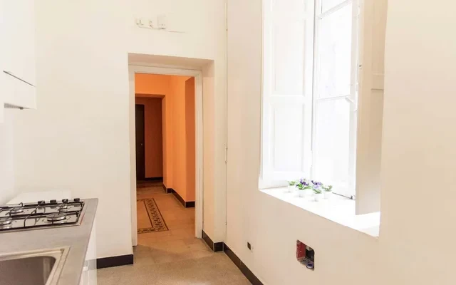 Private Room in Via Napoleone III 4