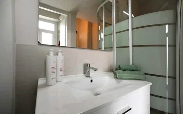 Modern Apartment in Lingotto area 1
