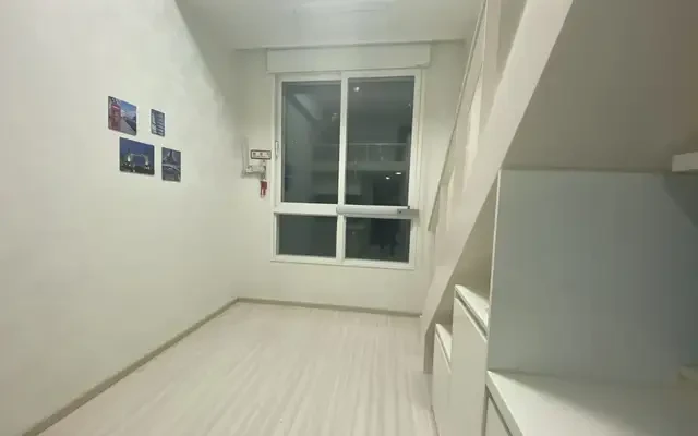 Stayhigh - Seoul student accommodation - Loft - Room 206
