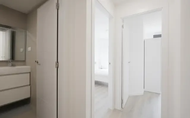 apartment near Calle De Los Mártires De La Ventilla, Tetuán 4