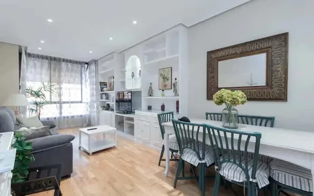 Apartment in Calle de Bolivar, Madrid for 117 m² with 2 bedrooms 0