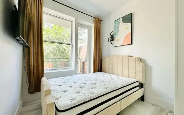 987 Willoughby Avenue, New York 2