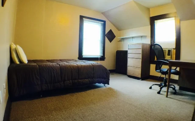 1109 Arbor - Unit 3 1