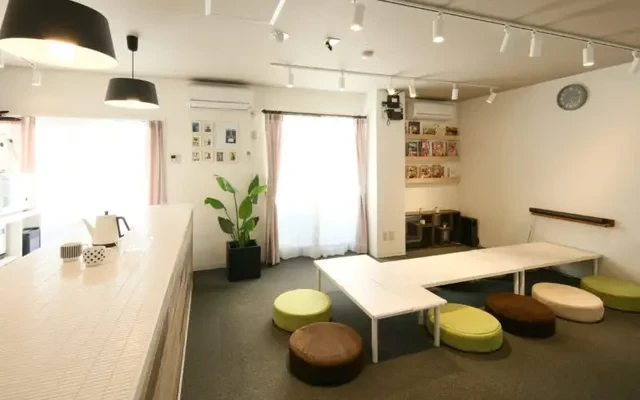 Simple Share180°Plain Needle 1