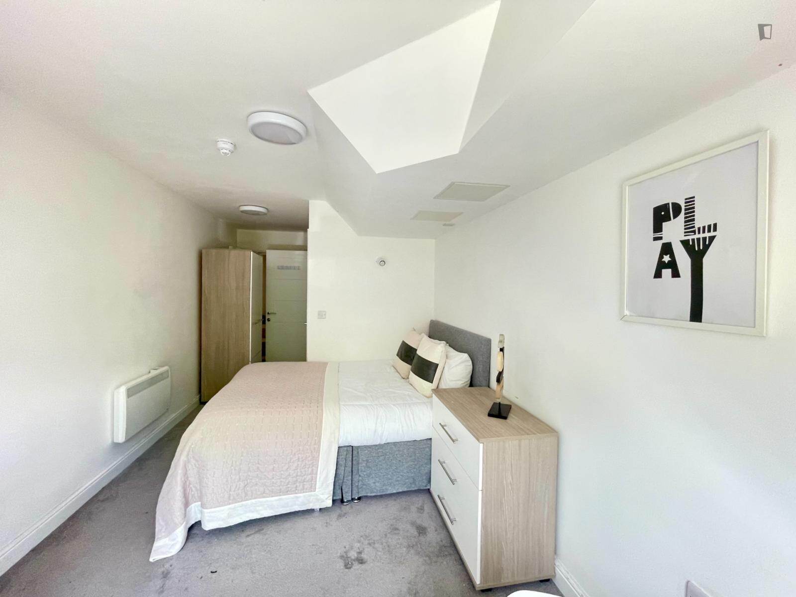 Modern new studio close to Solent University