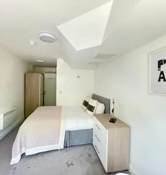 Modern new studio close to Solent University