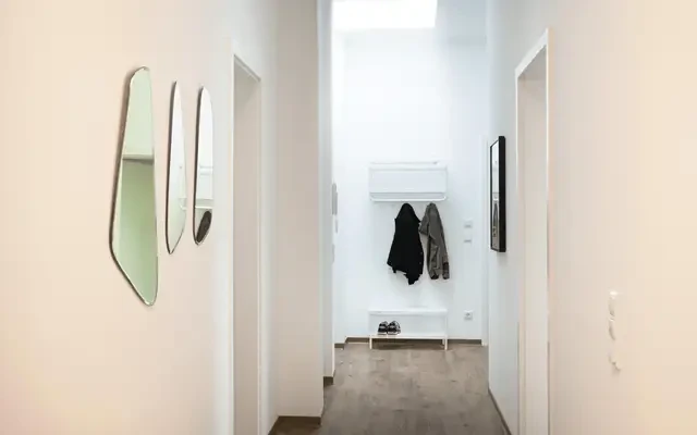 Fancy double bedroom in a 4-bedroom apartment in Charlottenburg  2