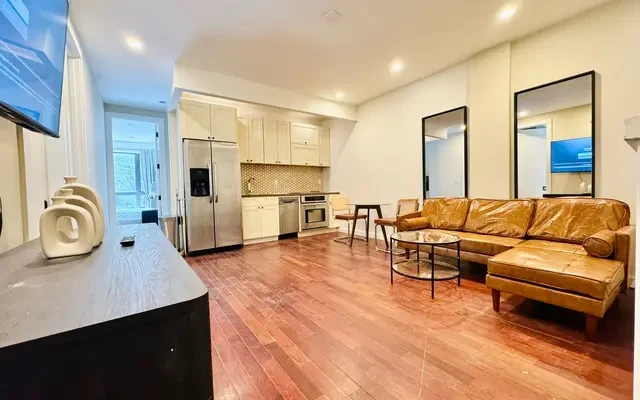 330 Starr Street, New York 0