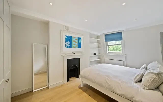Westbourne Terrace, London, W2. W2 3UN 4