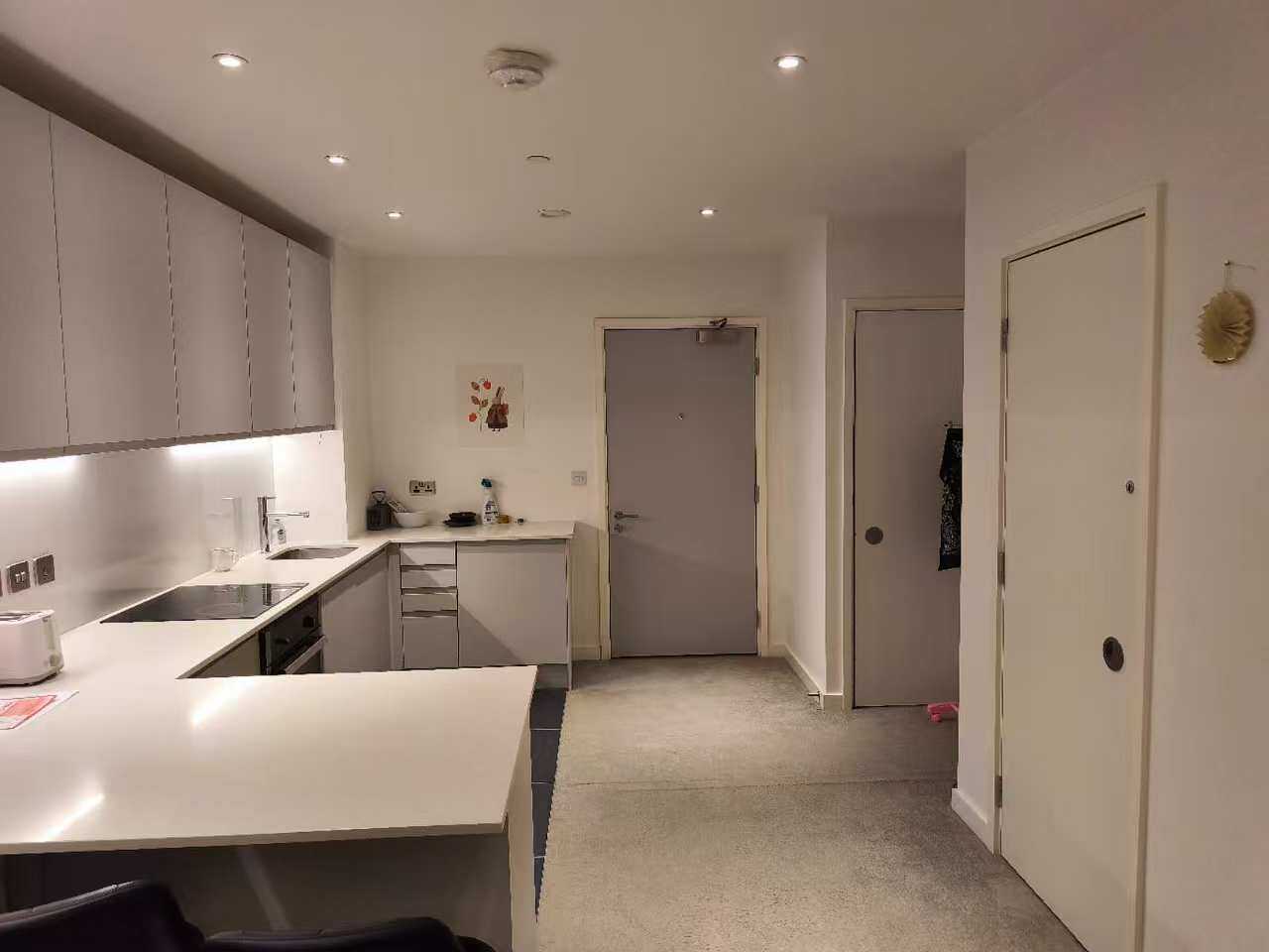 Local Crescent 2