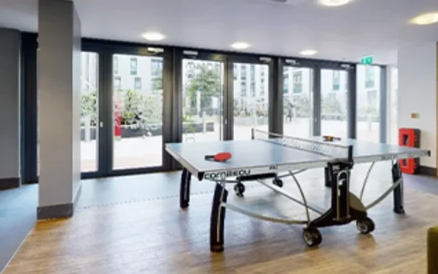 Lit IQ Sterling Court 4