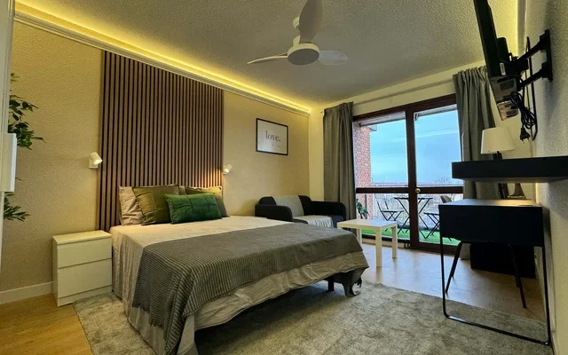 Calle Juan Garcia Serrano 9, piso 4-B 0