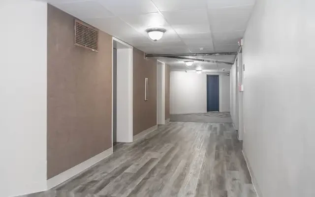Sheridan Apartments 4