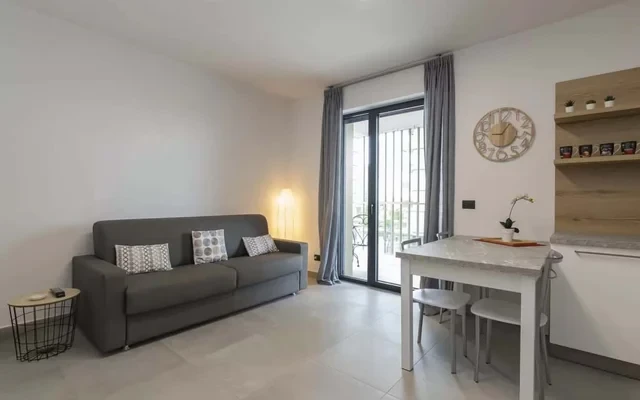 Calm Flat w/Balcony, Good Connection to Milan Centre 0