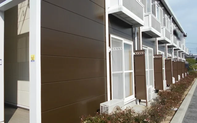 レオパレスガーデンシティ 4