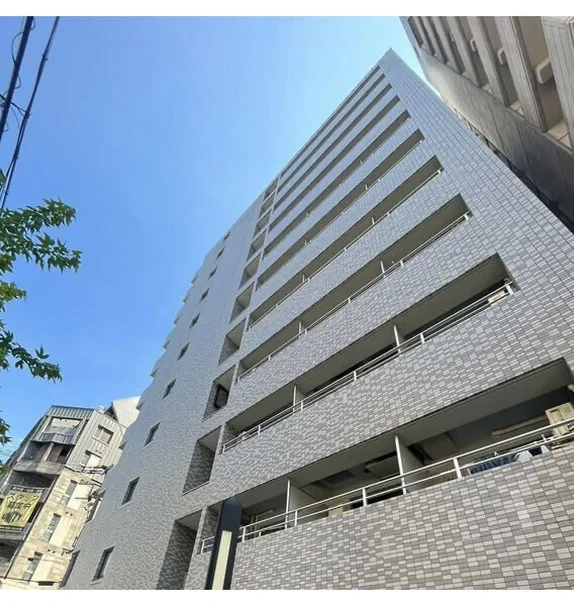 Eslead Namba