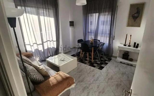 Apartamento en Calle Armengual de la Mota 1