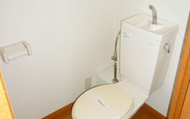 レオパレスフローラリア 205号室 4
