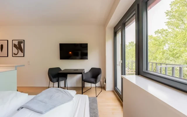 Berlin Kreuzberg am Mariannenplatz – Balkon und exklusives Design 4