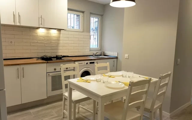 Calle de Pio Felipe, 38 1