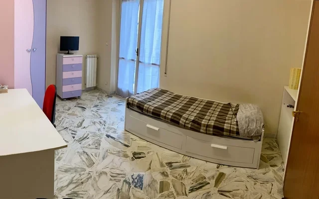 Appartamento con 3 camere da letto a Catania 4
