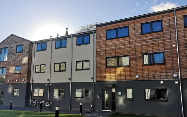 Forest Court 3