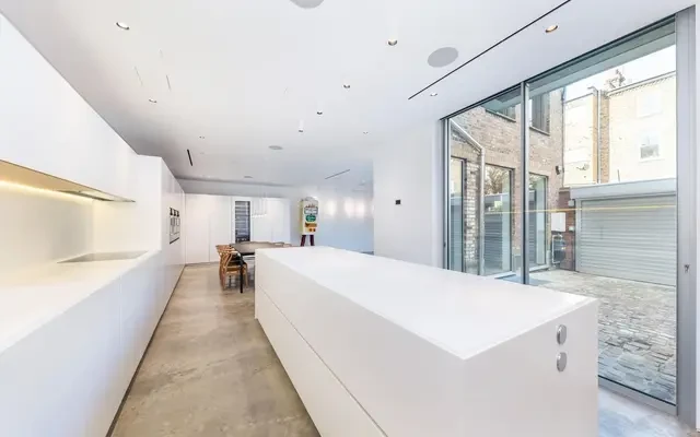Elysium Place, Fulham, London, SW6 4JY 3