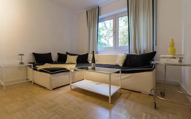 apartment near Friedlebenstraße 4