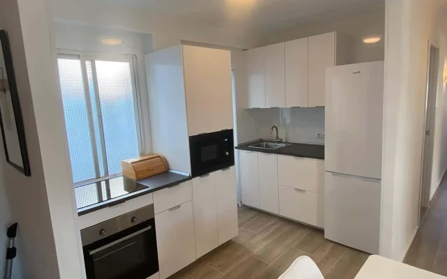 Apartment in Plaza de Miraflores, Malaga for 80 m² with 3 bedrooms 3