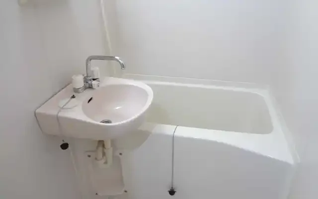 レオパレスシャルム 4