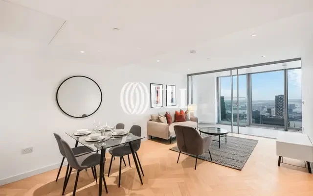 Landmark Pinnacle, London E14 0