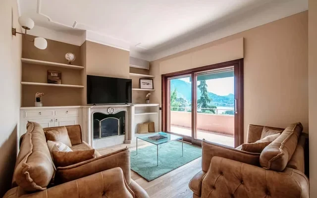 Apartment in Via Bellinzona 0