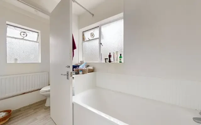 Seagrave Road 12609# 3