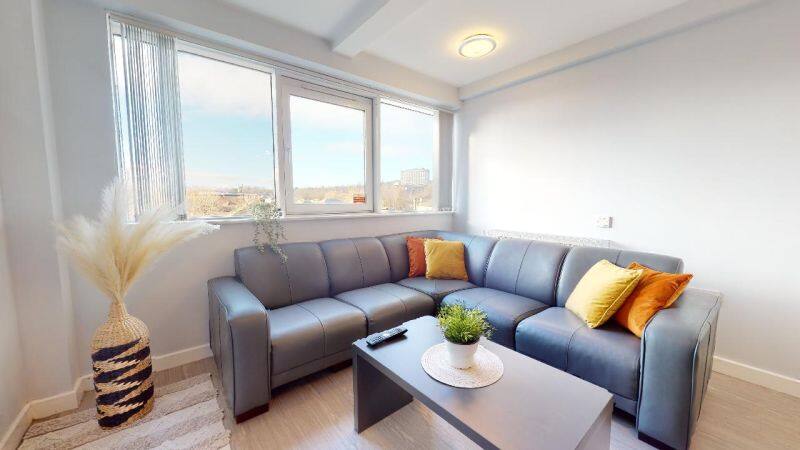 Bronze En Suite Plus