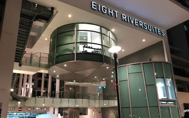 Eight Riversuites - NI 1