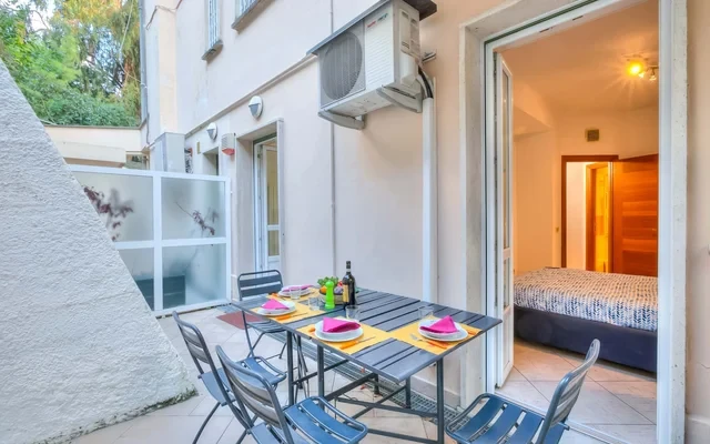 Verbena with parking 500m from the sea 0