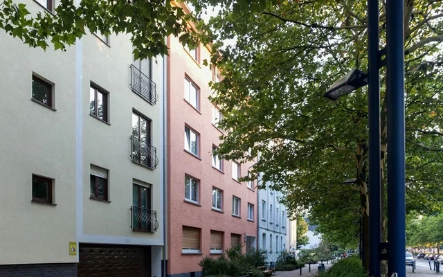 Berliner Strasse 252DE-12-001M 1