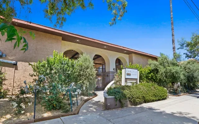 Carlyle Court Apartment Homes 0